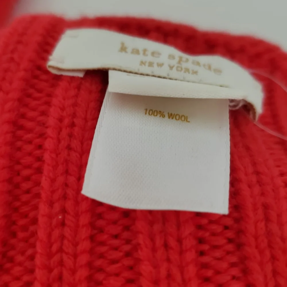 nwt Set of matching kate spade Wool Pom Pom Hat & Hi 5 Mittens
